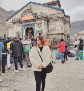 Kashish Singh Instagram - What started as a small step one year ago, is now round 2 of my Sankalp! Char dham Char baar char saal📿 @kedarnath_swarg @uttarakhand_tourismofficial @secret_temples #kedarnath #kedarnathtemple #chardhamyatra2023 #thanksgodforcallingme #blessed #blessedbeyoudmeasures #bellavitakashish #photocredit @vinnilm sir 🤝 🕉️📿🙏🏻