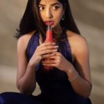 Kashmira Pardesi Instagram - A little late but I had to🥤 Shot by @kalyaam_2.0 x @ashwin_harke Hmua @mohinidharne Styled by @jasjeet01_ Jewellery by @shopriyaaofficial Co ordinate and Managed by @wizardingmedia_ Studio @ssfashionstudiobyshrreeya