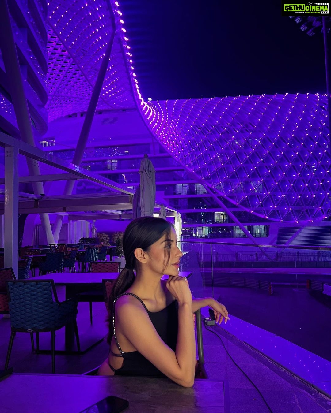 Kashmira Pardesi Instagram - That was quite a birthday! Thank you for all your kind wishes - you had me smiling all day! Big love to you all ♥️ @wabudhabi @thechartermgt @yasisland 🌆 Thank you for making sure I have the best time!✨