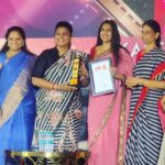 Kasthuri Shankar Instagram – Honored  to  receive  HMTV Naari puraskar celebrating  prominent women achievers  of Telangana and Andhra .  Delighted to share stage with super women @kavitha_kalvakuntla MLC,  AP minister  @rojaselvamani , Telangana education minister @sabithaindrareddy  and HMTV ceo Lakshmi Rao garu.  @hmtvnews
@hmtv
 #WomensDay #jaitelangana #telugudesam #andhrapradesh #gruhalkshmi #tulasi
#teluguPride Hyderabad