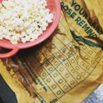 Kasthuri Shankar Instagram - OMG I made popcorn from scratch in a brown paper bag !!! It came out soooooo good !!! #HolidayFun #microwaveMischief #kitchenexperiments #homemadepopcorn🍿 #kasturicooks