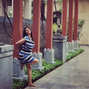 Kasthuri Shankar Instagram - Home for the holidays #staycation #myspace. #alonezone. #livingthedream #chennaigirl #madrasmymadras #lifesabeach #waterbabe #beachbum #swimsuitgoal #crazysexycool #hotcutesexycool
