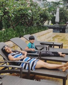 Kasthuri Shankar Instagram - Mommy and me time 

#winterfun  #sankalpchronicles  #familyfirst