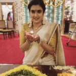 Kasthuri Shankar Instagram - Onam aashamsakal to the malayali multiverse! #onamcelebration #malayalamcinema #keralacinema #kasturionam #kasthurikutti #onaashamsakal #pononam2022