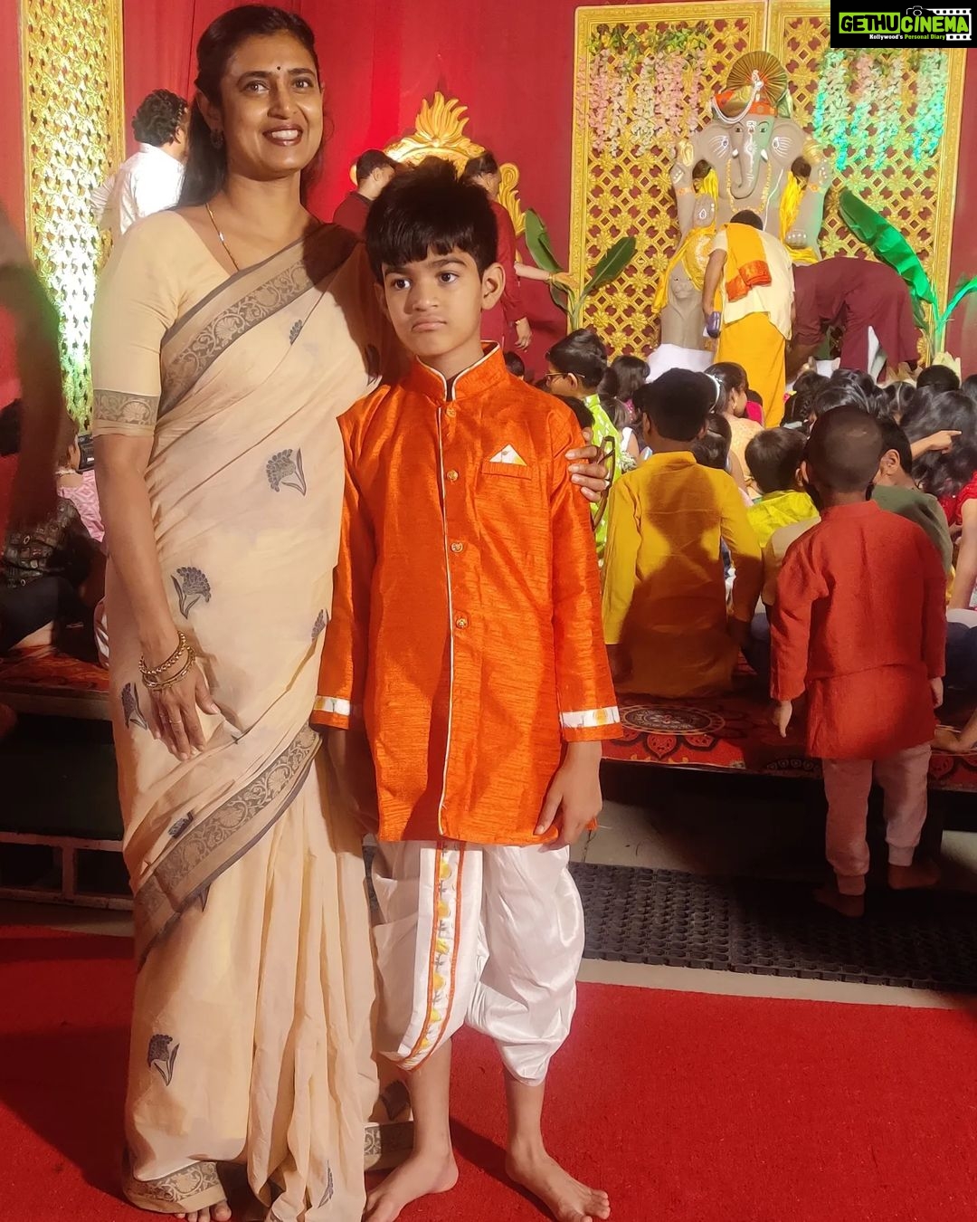 Kasthuri Shankar Instagram - Ganapati bappa moriya ! Blessed to be at Be Our Sea ! :)) #vinayakachavithi celebrations in our society Wonderful evening May lord Ganesha bless us all.