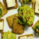 Kasthuri Shankar Instagram – Fall is around the corner… time to bring out the Guac and chips 
Avocado and Whole grain crackers topped with cheese
Accompanied by a big bowl of fresh guacamole! 

#kasturicooks #sundaysamayal  #yummmm #healthybhitastybhi #veggieforlife #vegetarianfoodheaven #healthnut #easyvegetarianrecipes  #actresskasthuri #kasthuriskitchen