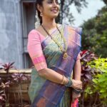 Kasthuri Shankar Instagram – After a long gap…. here’s me again.  Missed me much? 
Have a fabulous friday! 
#sareeswag  #desibeauty  #traditionalsari  #prettywoman #gruhalakshmi