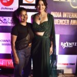 Kaveri Priyam Instagram - GRATITUDE Last night at the IIIA awards Styledby - @stylebyriyajn Jewellery - @silverqueenj Hair by - @official_beenasingh Orchid - An Ecotel Hotel