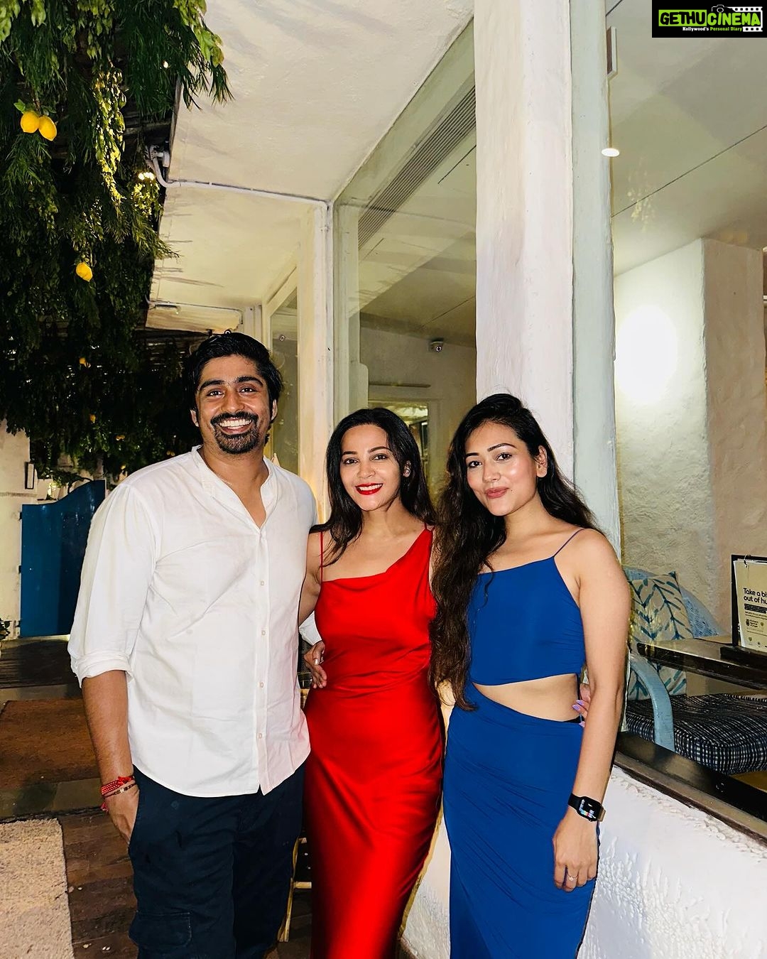Kaveri Priyam Instagram - Birthday 23.. Failing words, high on emotions, exalted sentiments..& oh man!! Love flooding in from everywhere!!! Thankyou everyone for bringing so much joy on my special day.♥️♥️♥️ FOREVER GRATEFUL.
