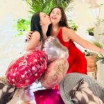 Kaveri Priyam Instagram – Happy Birthday To My Girl @kaveripriyam_official ♥️ 💃🏻
#loveyou 😘
.
#october ✨ Olive Bar, Bandra, Mumbai