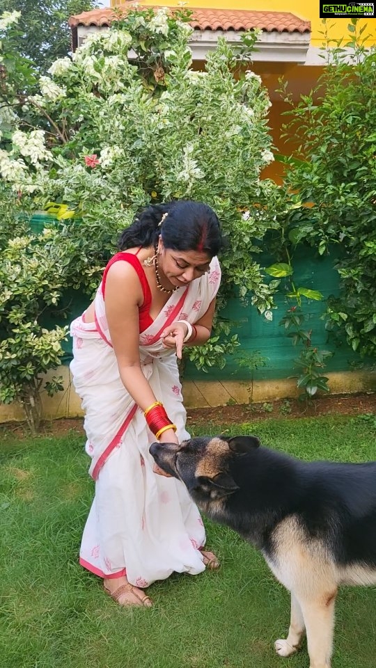 Kavita Kaushik Instagram - Because this Haryanvi speaking , Rajasthani village borne girl has a pure Bengali mother & a shompurno baangali heart ❤️ #bengali #by #mother #Aparna #your #aunty #my #mom #here #is #my #son #Raaka #wolf #ke #roop #mei #gentlegiant #savior #of #the #needy #catchaser