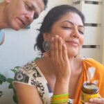 Kavita Kaushik Instagram - Part 2 ! Which part did you enjoy the most ? 1st or 2nd ? More importantly Which accent did you enjoy more ? Bengali or Haryanvi ? Which is your favorite product from our range ? Tell me in comments , I'm reading everything today 🥰🥰🥰 Visit our website www.aparnaauntys.com to order. International customers can watsapp us on 9820378775 . WE DELIVER GLOBALLY 🙌 💜 #Skincare #Haircare #loved #by #all #highly #beneficial #products #for #children #women #men #safe #to #apply #even #on #pets #toxinfree #harmfree #effective