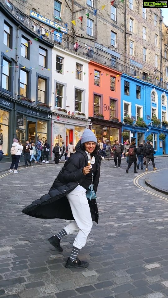 Kavita Kaushik Instagram - Better world with each step 💜 #scotland #myfavorite