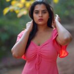 Kavya Kalyanram Instagram – No filter, no make up . . . Just some amazing sunlight, me and @shotbybala with his 📷