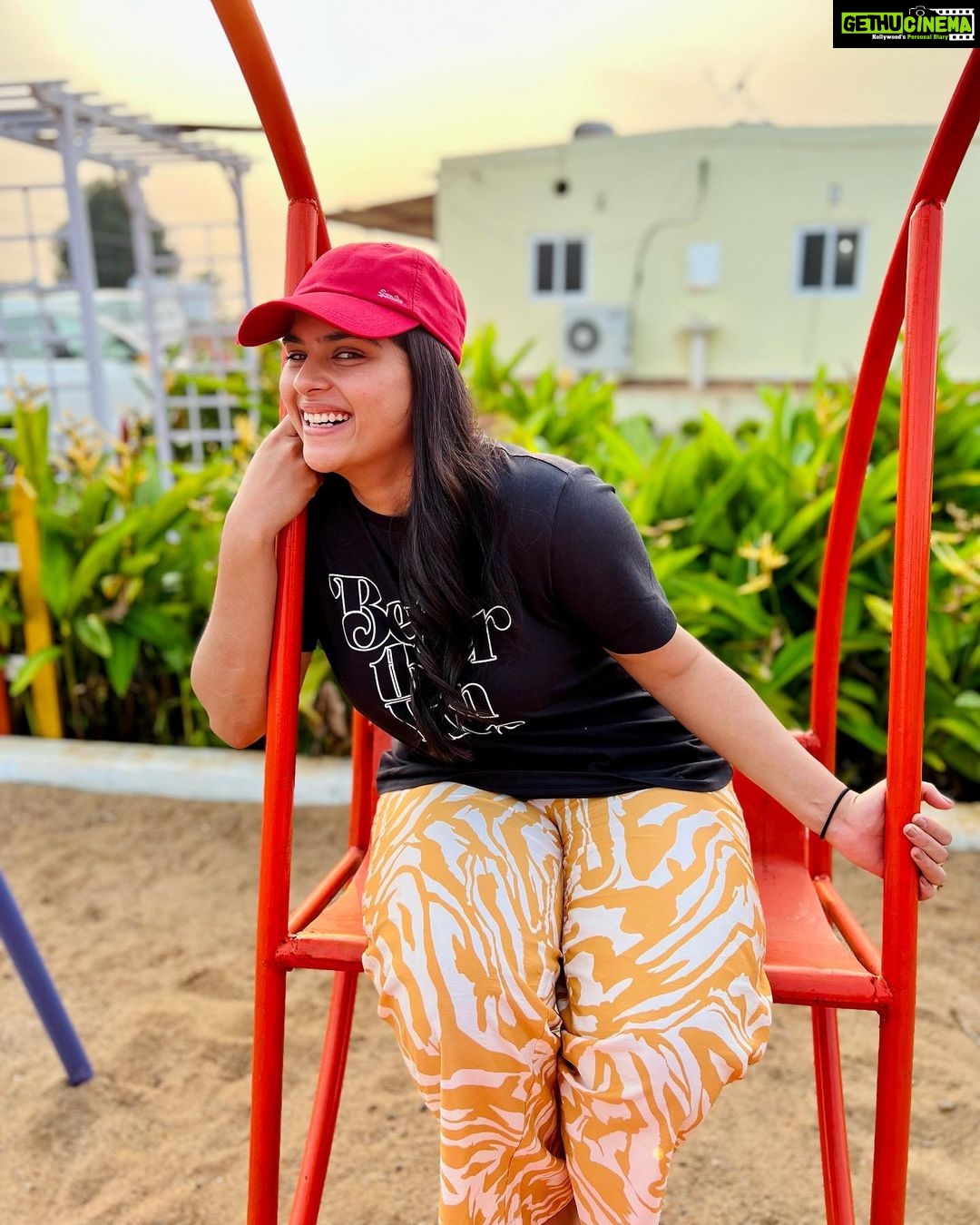 Kavya Kalyanram Instagram - A day at the farms 🍓