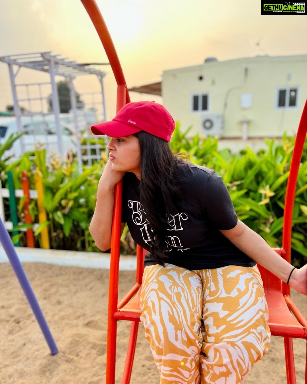 Kavya Kalyanram Instagram - A day at the farms 🍓
