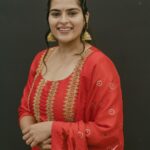 Kavya Kalyanram Instagram - Happy Dussehra 😊 💎 : @orafojewels 📸 : @_anupphotography