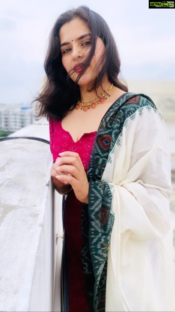 Kavya Kalyanram Instagram - Festive vibes with @orafojewels 📸 @shashank_akella