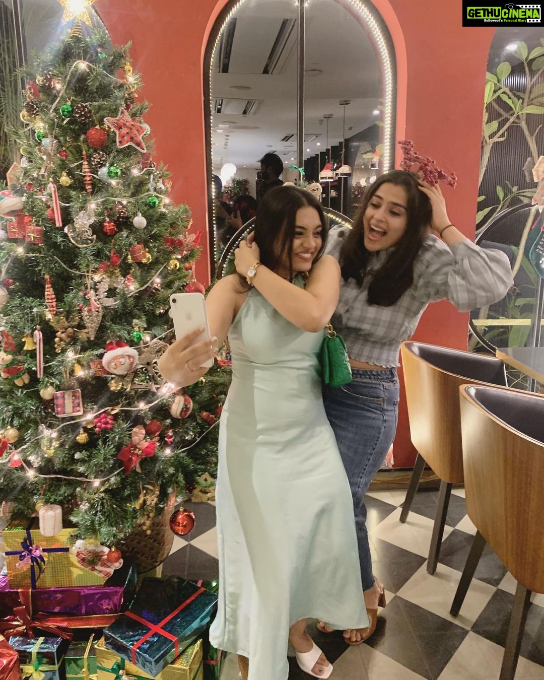 Kavya Kalyanram Instagram - 🎄 🎅 🍰 🍭 🎈 🎊 #merrychristmas