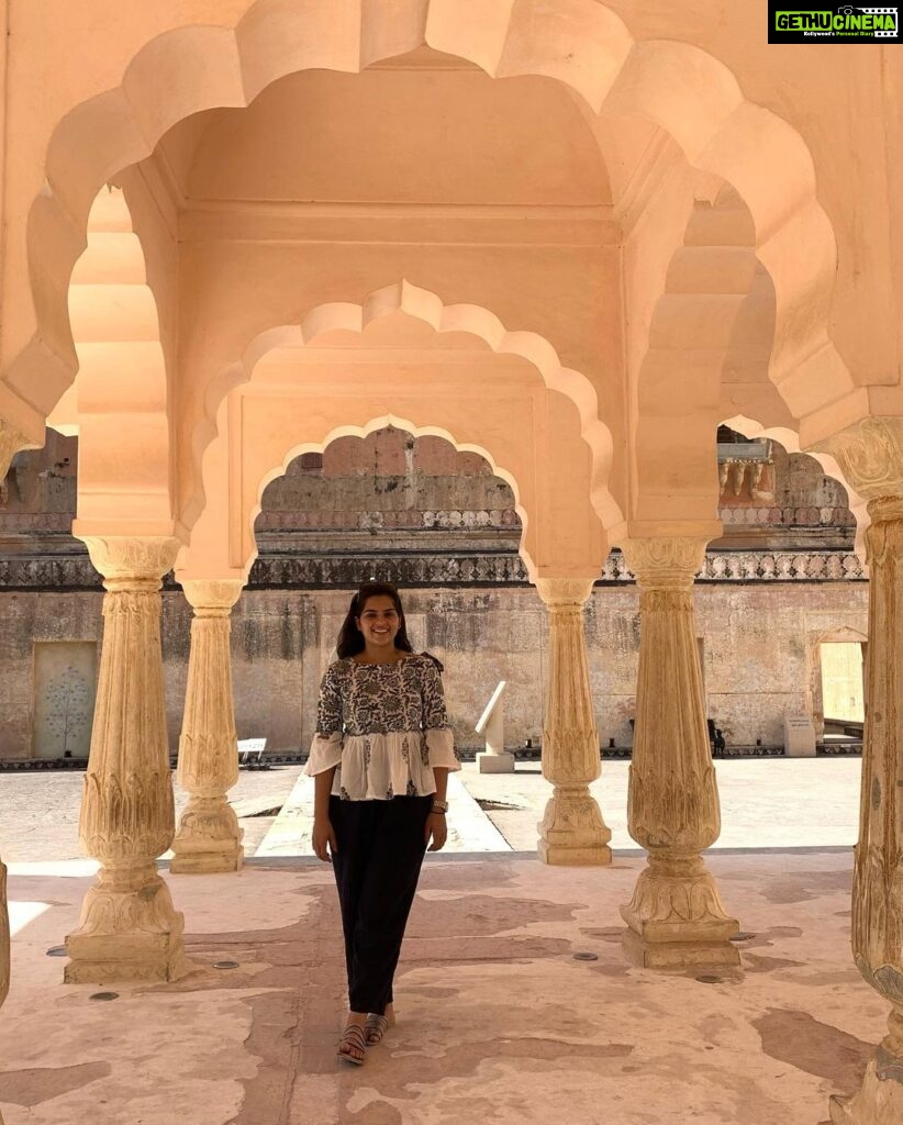 Kavya Kalyanram Instagram - Photo dump from my very very fun Jaipur Trip, I must say the tan was worth it. #jaipurdiaries #pinkcity #neednofilter