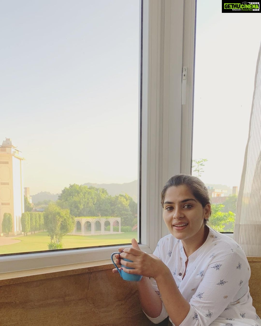 Kavya Kalyanram Instagram - Only persons allowed to disturb me with my morning coffee are the ones trying to take a good picture of me and my ☕️