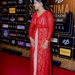 Kavya Kalyanram Instagram - 🌹 #siima2023 Styling : @priyankav____ Outfit : @anjaliandjhansi Jewellery : @orafojewels