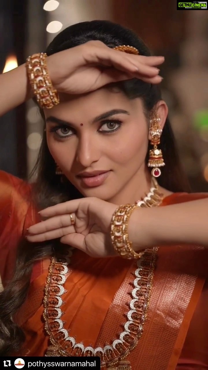 Kayadu Lohar Instagram - For @pothysswarnamahal