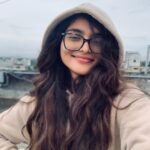 Kayadu Lohar Instagram - 🙃😛😜😙😉☺️😇🫣🤭🐣 #hoodielovin’