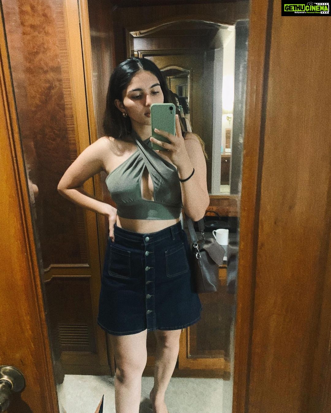 Kayadu Lohar Instagram - Kon hai ye jisne doobara………