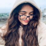 Kayadu Lohar Instagram - 🙃😛😜😙😉☺️😇🫣🤭🐣 #hoodielovin’