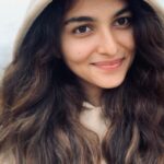 Kayadu Lohar Instagram - 🙃😛😜😙😉☺️😇🫣🤭🐣 #hoodielovin’