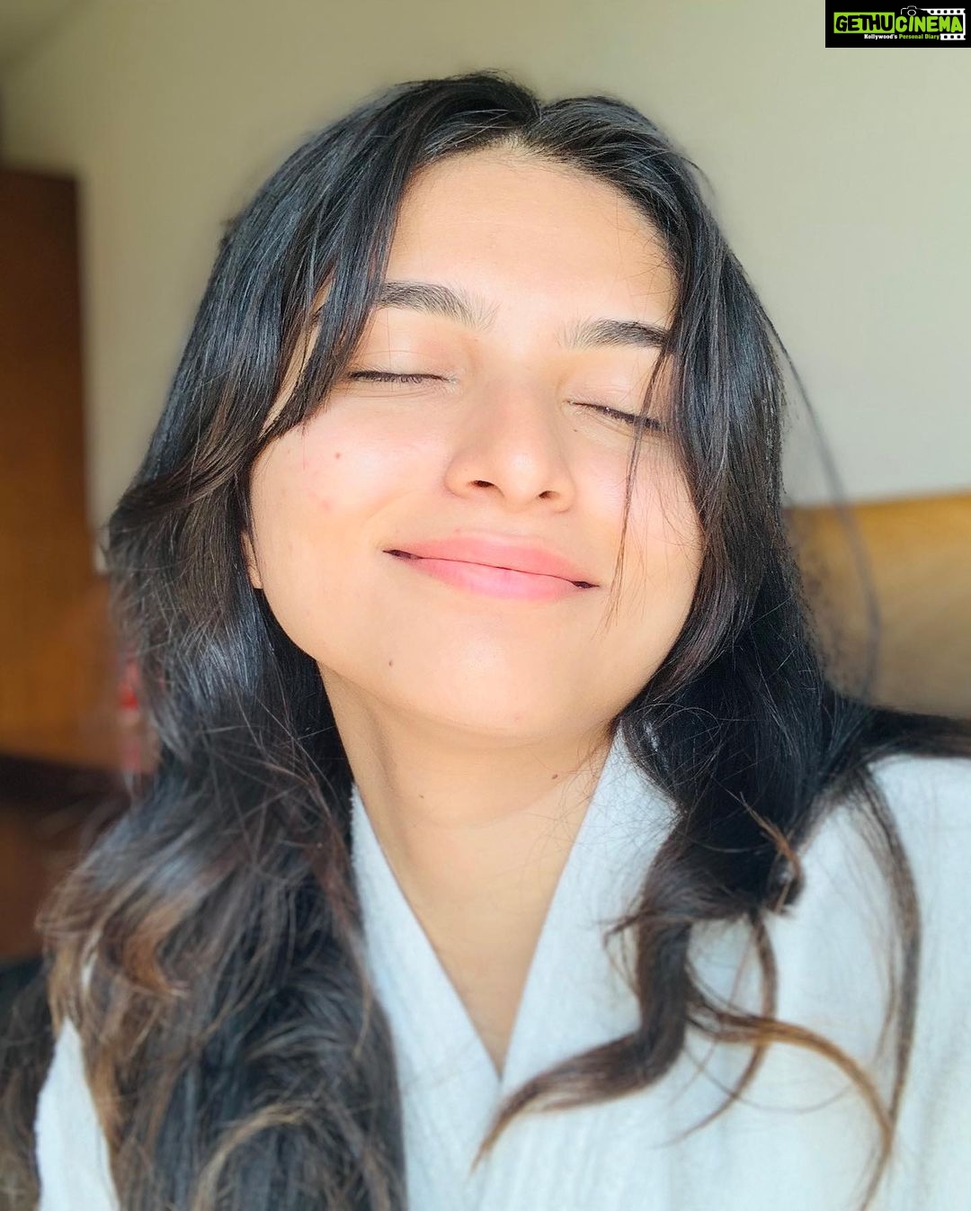 Kayadu Lohar Instagram - 1..2β¦3β¦πΈπ₯