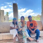 Kayadu Lohar Instagram - One of the things that makes me feel the most alive is travelling and exploring ……..and if friends by your side ….. its the memory that will never fade away ….. clearly Kajal’s laugh for sure 😂 ❤️ @i_am_a_red_devil @ashin_njr @kj_151 Hampi - Unesco World Heritage Site