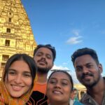 Kayadu Lohar Instagram - One of the things that makes me feel the most alive is travelling and exploring ……..and if friends by your side ….. its the memory that will never fade away ….. clearly Kajal’s laugh for sure 😂 ❤️ @i_am_a_red_devil @ashin_njr @kj_151 Hampi - Unesco World Heritage Site