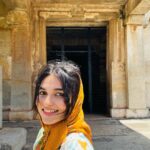 Kayadu Lohar Instagram - sunshine and smiles🤍