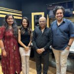 Ketaki Mategaonkar Instagram - Truly grateful to have recorded a beautiful beautiful title for a tv show SAVALI HOIN SUKHACHI on Sun Tv for @ashokpatki41 ashok ji. 🌸🙏🏻😇 So much to learn from him in every recording session , and each one is like a master class. His words of encouragement and when you give a take to his liking his way of appreciation is truly wonderful. And always a wonderful recording session with @avdhootwadkar Happy🥰! #SavaliHoinSukhachi