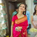Ketaki Mategaonkar Instagram - Neelratna Jewellery! Sharing some beautiful moments of the opening ceremony of this beautiful unique jewellery brand @neelratnaenergyproducts. I have a special liking for jewellery and to be a brand ambassador for this one is an honor. 💫♥️💜 @neelratnaenergyproducts