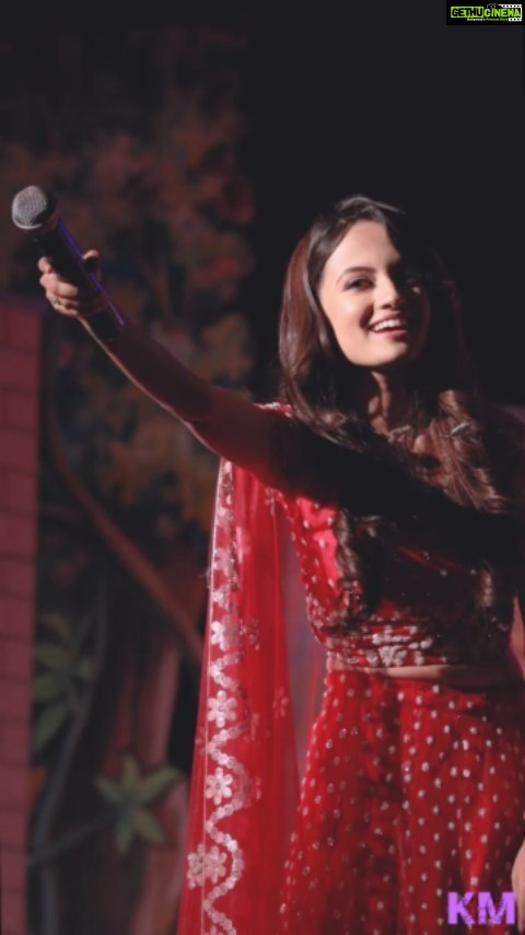Ketaki Mategaonkar Instagram - It was an amazing evening performing at Bharat Natya Mandir after 12 years, I'm so happy and grateful from the bottom of my heart. The concert was houseful! Alll My Love. π ... #reels #reelsinstagram #instagram #trending #viral #explore #instagood #explorepage #reelitfeelit #fyp #reel #instadaily #reelsvideo #fashion #reelkarofeelkaro #music #insta #instagramreels