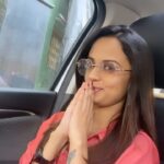 Ketaki Mategaonkar Instagram – Kitnaaaa force karoge.. ye lo kar diya..
😋😂 #jhumka (Out of comfort zone) too lazy to set up a camera for an entire reeel. 😋