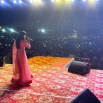 Ketaki Mategaonkar Instagram - One of the Most overwhelming nights!! To witness this ! 🥹♥️ #KetakiMategaonkarLiveinConcert in a stadium with an audience more than 15 thousand in Sangli ! I witnessed it before for only when I performed for award shows and events with multiple artists but this level of love and mad energetic fans for my own concert Was a first one! Just one word! GRATITUDE ! ♥️🥹 I would like to thank Roopam, all my amazing team of musicians and above all God! 🌸💜♥️ Videos coming soon! Moraya!🙏🏻