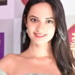 Ketaki Mategaonkar Instagram - केतकीला 'शाळा' मधील शिरोडकरची आठवण. पाहा Full Interview लोकमत फिल्मी Facebook आणि Youtube पेजवर. #ketakimategaonkar #zeemahagaurav #zeegaurav #lokmat #lokmatfilmy @ketakimategaonkar
