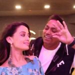 Ketaki Mategaonkar Instagram – “अंकुश” फिल्म मधील प्रेमाची सुंदर भावना व्यक्त करणारं हृदयस्पर्शी गीत “अबोल पापणीला” आलं आहे फक्त “झी म्युझिक मराठी” वर.. या रोमँटिक गाण्याची अबोलपणे बोलणारी धून नक्कीच तुमच्या मनाला स्पर्श करेल..

Ankush’s sweet, romantic song ‘Abol Papnila’ is coming out now only on Zee Music Marathi! 

Music Label- @zeemusicmarathi

Produced by- @omkarfilmscreations
@ra_ghule

Choreographed by- @ganeshacharyaa
@gadabollywood

DOP of Song- @ajaypandey_dop

Song Edited By- @manojmagarr

Music by-  @chinarmaheshofficial

Singer-
@hrishikesh_ranade
@ketakimategaonkar

Lyrics by- @mangeshkangane

@nishantdhapse 
@deepraj_official
@ketakimategaonkar
@sayaji_shinde
@mangeshdesaiofficial
@chinmayudgirkar
Shashank Shende
@rutuja_bagwe
Gaurav more
@poojaanayak
@bharatganeshpure_official
@nageshbhosleofficial
@xeonmovies
@filmastrastudios
@promoboxstudios

#ankush #abolpapnila #romanticsong #romance #romanticsong #marathisong #marathi #action #upcomingmovie #staytuned #cinema #film #instagram #explorepage

@vidhi.acharya @v2sstudio @soundaryaacharya V2S Studio