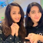 Ketaki Mategaonkar Instagram - Madness is wowww!!! 😎 #Besties #Bffs #Madreels #justlookinglikeawow #trending #madness #funny