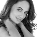 Ketaki Mategaonkar Instagram – Look…blush and smile☺️🥰🩶

It’s black and white and a hundred grays in between😌

Photographer: @abhishekshelarphoto 
MUA: @makeupbyberdesaurabh 
Management: @cosmostarmedia 

#ketakimategaonkar #actress #blackandwhite #monochromatic Mumbai – मुंबई