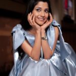 Kinjal Rajpriya Instagram - Living a Fairytale 🤍 Thank you Dilip-Daa for simple, minimum & best make up always! @dilip8858 Wearing @hv_studio22 Loved all your 📸 @iam_rajinamdar