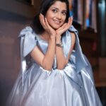 Kinjal Rajpriya Instagram – Living a Fairytale 🤍

Thank you Dilip-Daa for simple, minimum & best make up always! @dilip8858 
Wearing @hv_studio22 
Loved all your 📸 @iam_rajinamdar