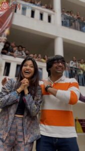 Kinjal Rajpriya Instagram - A Reel To Remember!! @sdj_international_college 🫶 મોજે દરિયા 🤩 વાહ રે સુરત વાહ રે સુરતવાસીઓ ❤️ છેલ્લો દિવસ અને શું થયું પછી ફરી એક વાર ગુજરાતી ફિલ્મોના પ્રમોશન્સ ઐતિહાસિક બન્યા છે🙏 #3Ekka #Promotions #Surat