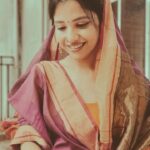 Kinjal Rajpriya Instagram – जो मिला है उसे खूब जीया हैं.. हर सफ़र में यह मेरे साथ चला हैं.. यह इश्क़, मेरा कामिल हैं ✨ … चलो, साथ चाय पीते है ☕️

🙏 #GaneshChaturthi with #SareeLove 🥰