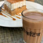 Kinjal Rajpriya Instagram - ચા નો ટાઇમ થ્યો નઇ ? ગુજરાતી ઘરો માં રોજેરોજ સંભળાતું વાક્ય 👌 દેશી વાઇબ્ઝ are best vibes✌🏼#WeRockMan #And #WeAreTheBest 😃