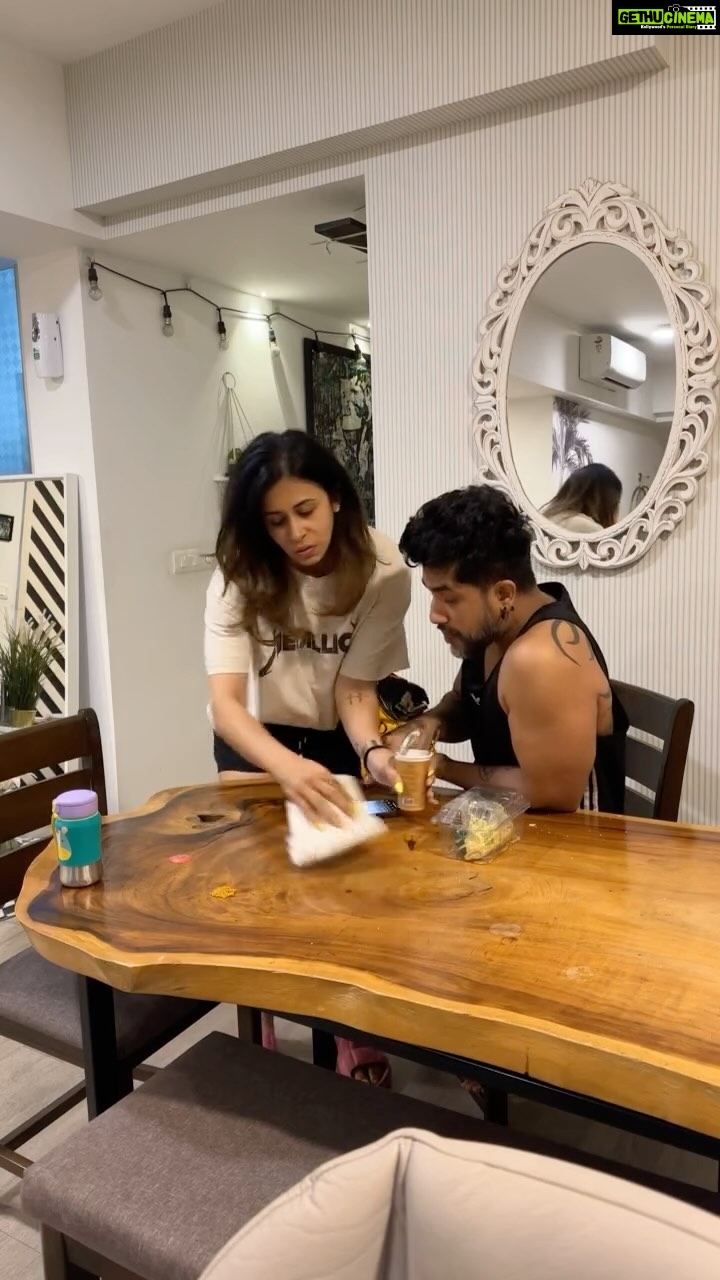 Kishwer Merchant Instagram - agali baar sawaal nahi karega 😂😂